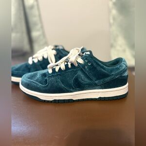 Size 6 Women’s Teal Suede Nike Dunks